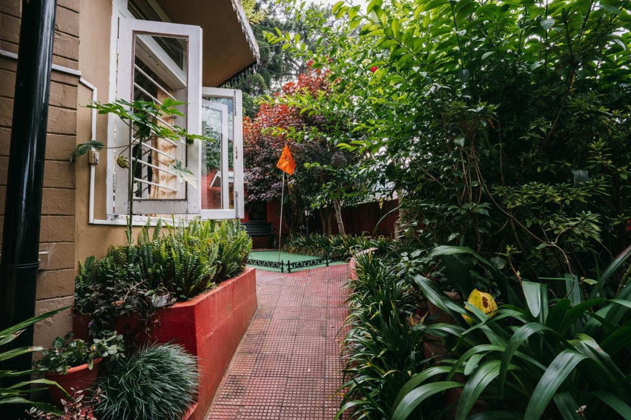 Rock Cliff Home Stay Shillong Exterior foto