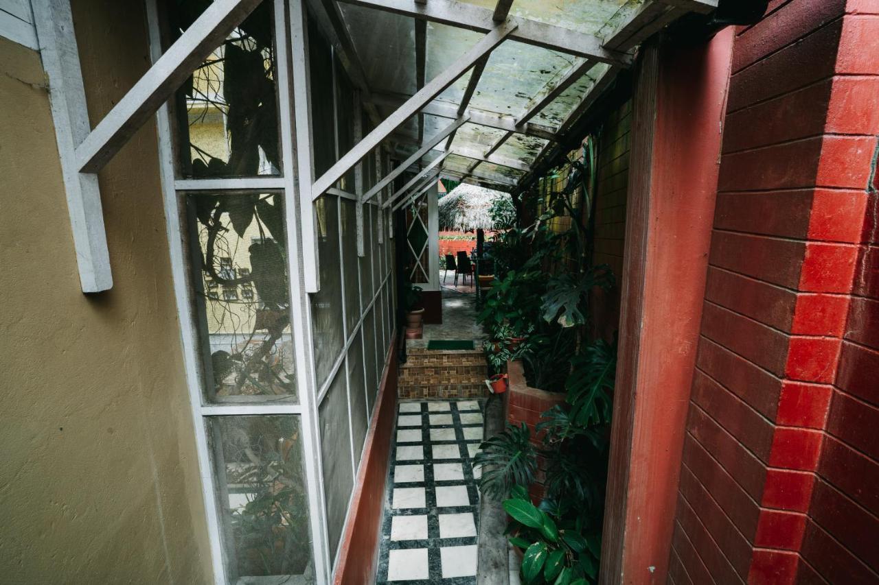 Rock Cliff Home Stay Shillong Exterior foto