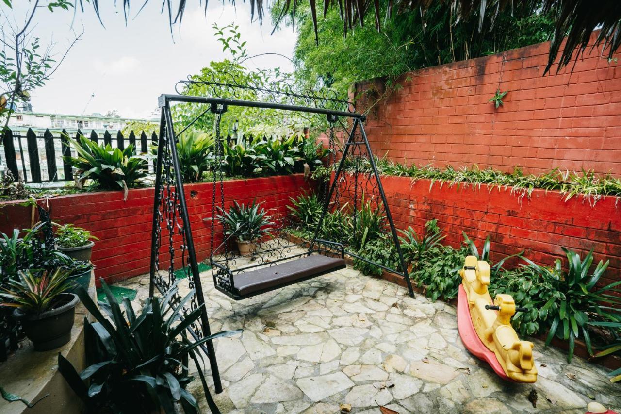 Rock Cliff Home Stay Shillong Exterior foto