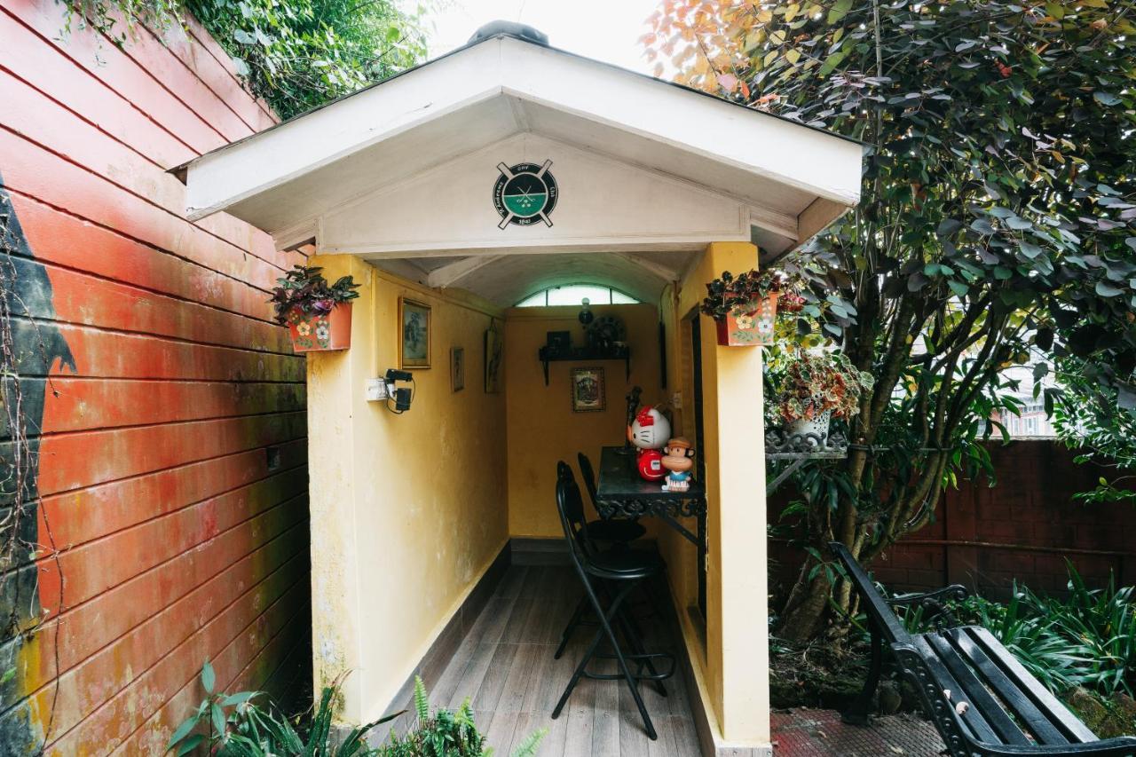 Rock Cliff Home Stay Shillong Exterior foto